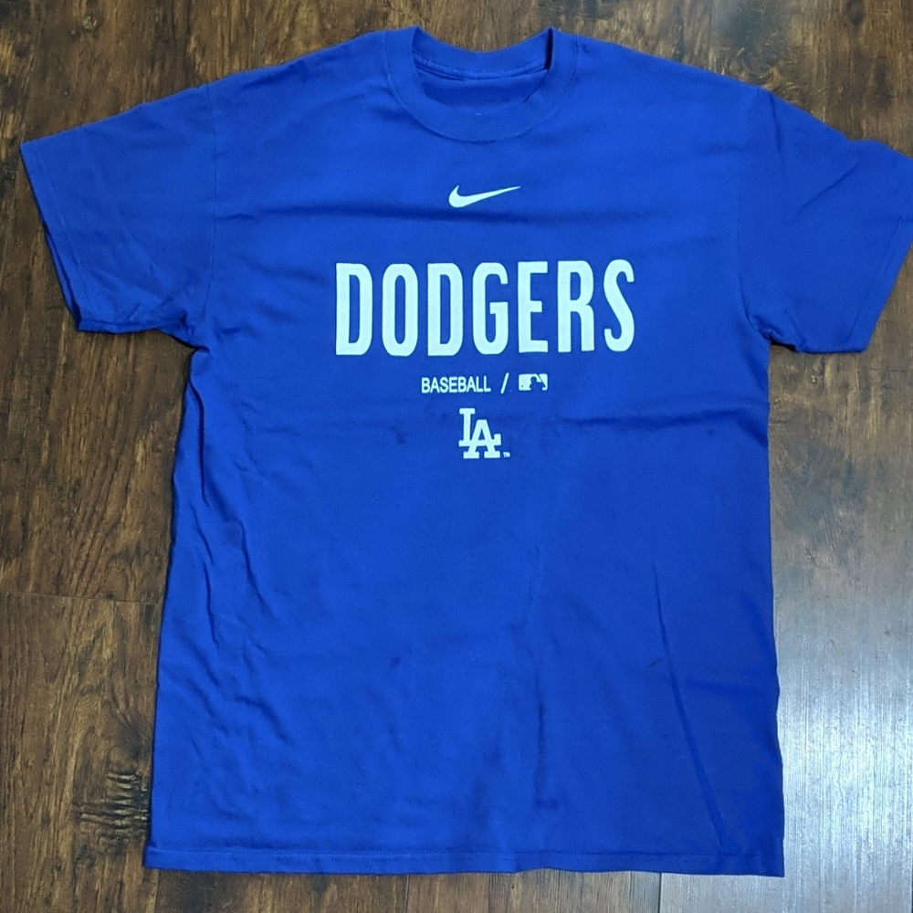 LA Dodgers t shirt